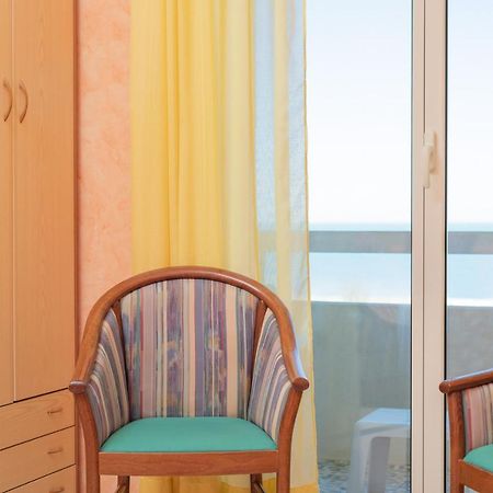 Hotel Caesar Чезенатіко Екстер'єр фото